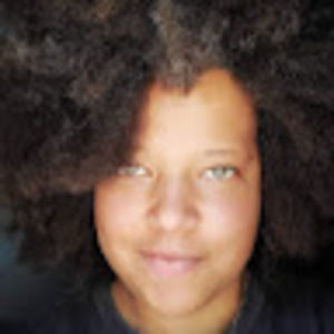 Meet your Posher, Abigail